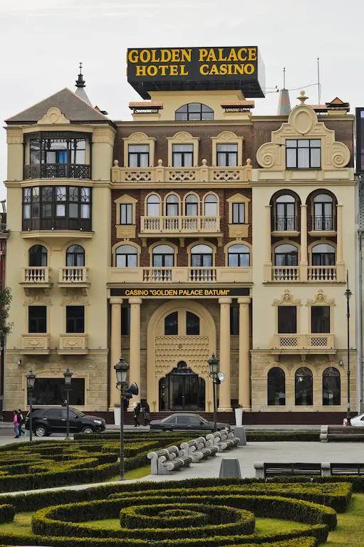 Golden Palace 5 - главное фото